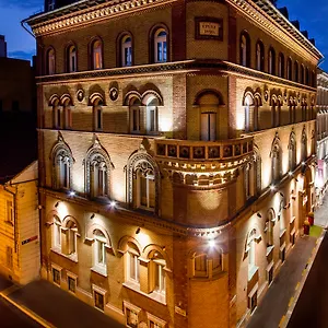 Hotel Museum ****